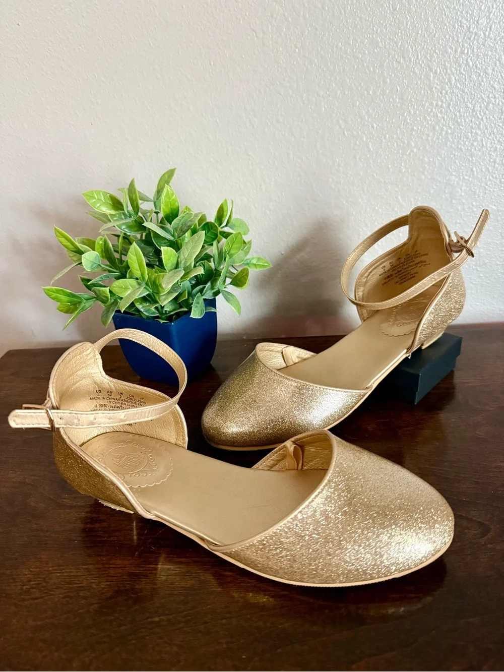 Disney Girls' Gold Glitter Ankle-Strap Dress Shoes